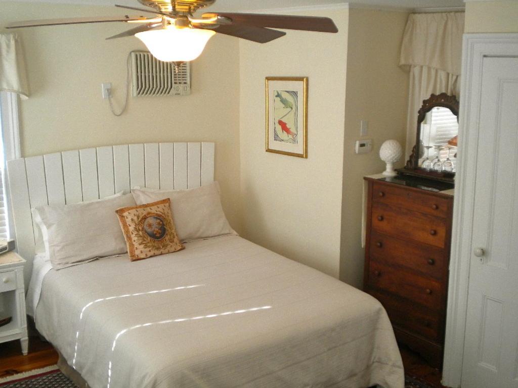 The Stirling House Waterfront Inn غرينبورت المظهر الخارجي الصورة