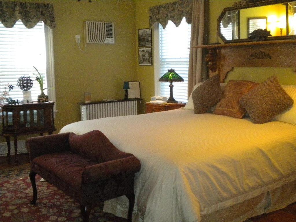 The Stirling House Waterfront Inn غرينبورت المظهر الخارجي الصورة